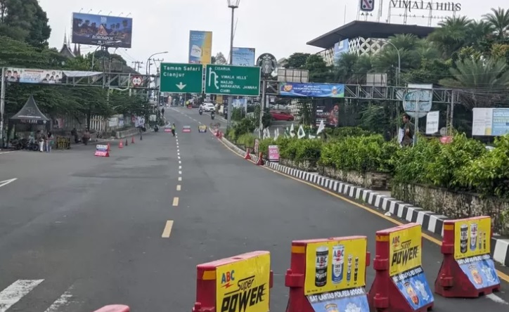 Polisi Terapkan One Way Jalur Puncak Bogor Arah Jakarta Siang Ini