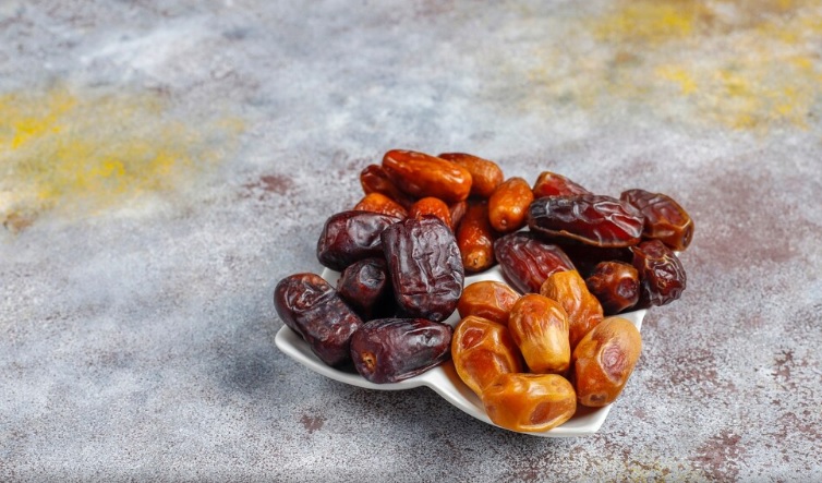 Manfaat Konsumsi Kurma Saat Buka Puasa, Salah Satunya Sumber Energi