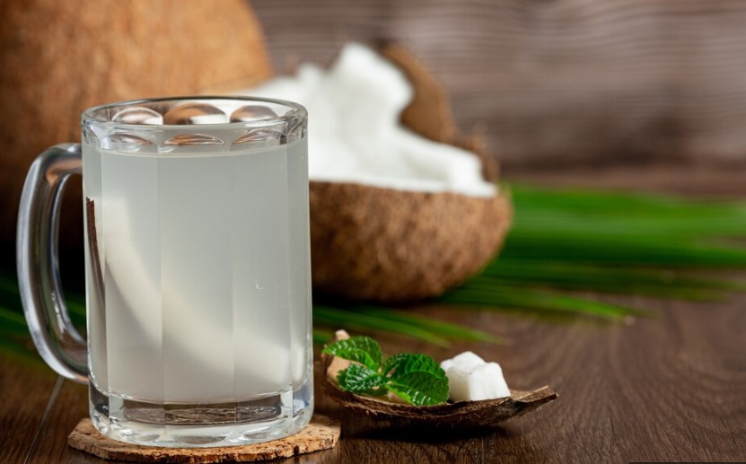 Sederet Manfaat Minum Air Kelapa Saat Berbuka Puasa Ramadan
