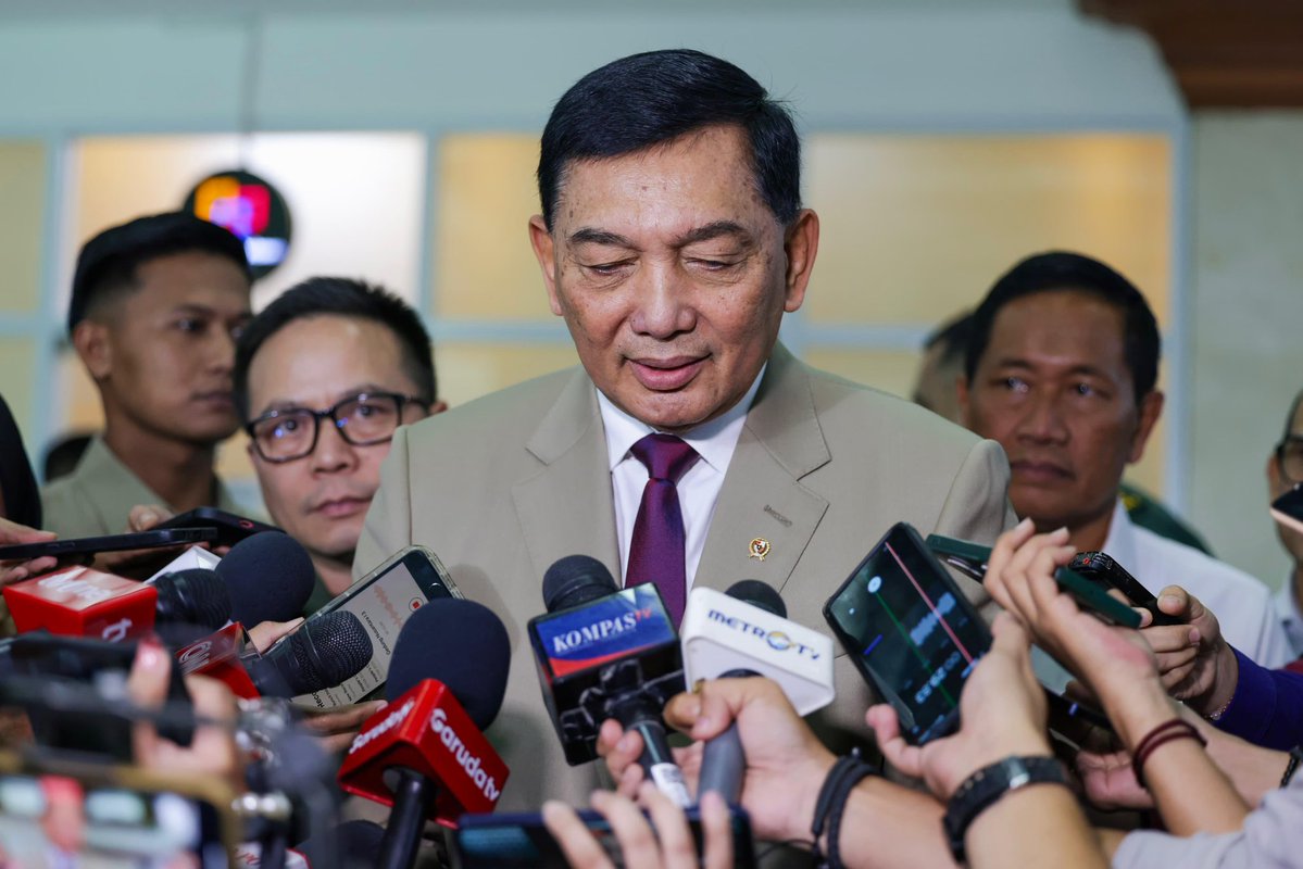 Menhan Sjafrie Sjamsoeddin: Letkol Teddy Indra Wijaya Harus Pensiun