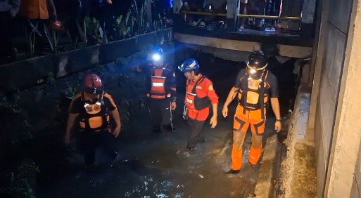 Bocah Perempuan Terseret Arus Kali Tangsel Ditemukan Tewas di Jakut, Sempat Dilaporkan Hilang