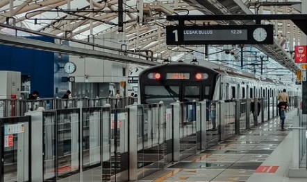 Pemprov Jakarta Gratiskan Transportasi Umum pada 21 dan 24 April 2025, Keliling Tanpa Ongkos
