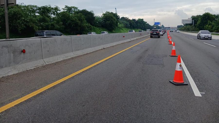 Arus Balik Idul Fitri, Polisi Kembali Berlakukan Contraflow di Tol Jakarta-Cikampek