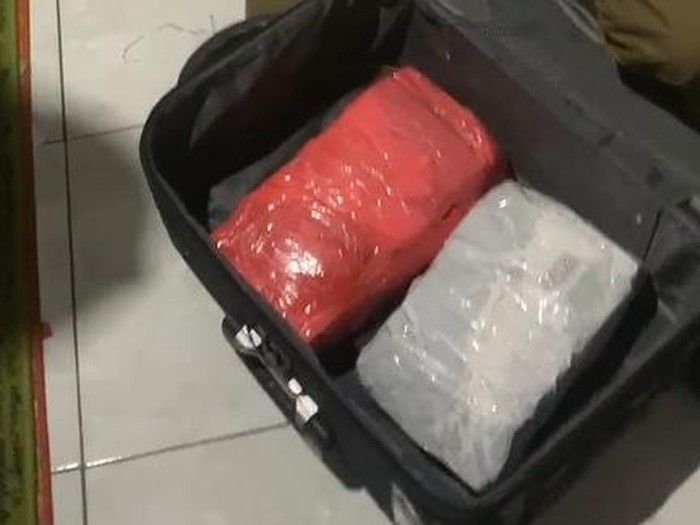 Geledah Rumah Hakim Tersangka Suap, Kejagung Temukan Koper Berisi Rp 5,5 Miliar